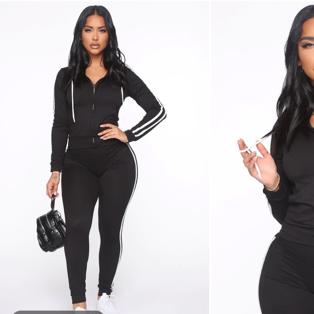 Tennis Courts III Zip Set